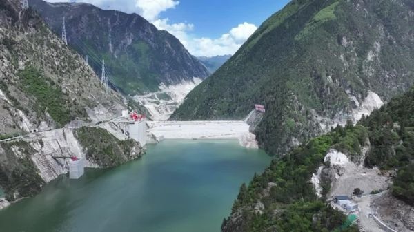 نیروگاه برق آبی جدید چین، قوانین مهندسی را بازنویسی میکند - اسپوتنیک افغانستان  