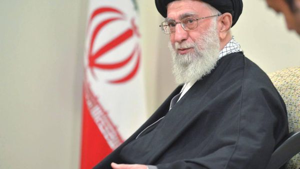 در مراسم تشییع علی خامنهای نمایندگان 100 کشور حضور دارند - اسپوتنیک افغانستان  