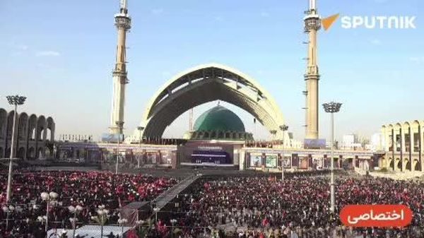 یکی از حضار در مراسم وداع با آیت الله خامنه ای به اسپوتنیک گفت: این جماعت تا ابد خونخواه رهبر خود خواهد بود - اسپوتنیک افغانستان  