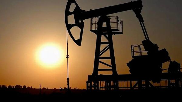 مدیرعامل آرامکو: بازگشت انباشته های نفت پس از بسته شدن تنگه هرمز، 18 ماه زمان میبرد - اسپوتنیک افغانستان  