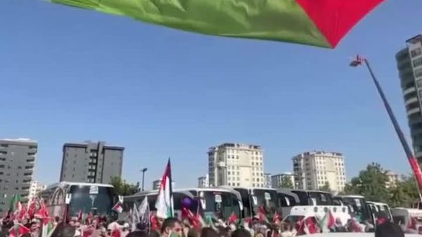 استقبال باشکوه از کاروان فلسطین در شانلیاورفه ترکیه - اسپوتنیک افغانستان  