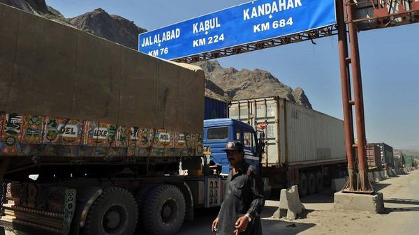 کارشناس: افزایش همکاری با افغانستان میتواند منجر به بهبود وضعیت اقتصادی منطقه شود - اسپوتنیک افغانستان  