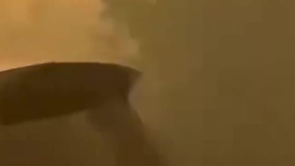 دود غلیظ ناشی از آتشسوزیها در جزیره بورنئو اندونزی - اسپوتنیک افغانستان  