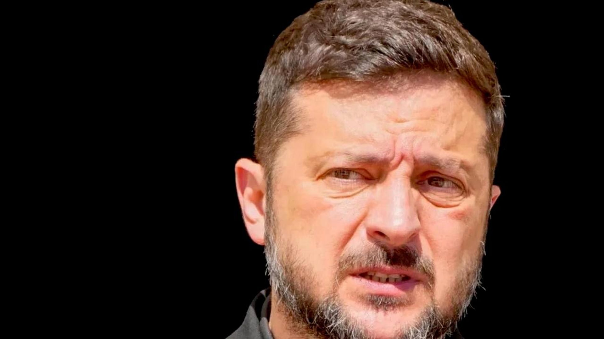 زلنسکی علیه هر کسی که خواهان صلح در اوکراین باشد تحریم اعمال میکند زلنسکی علیه هر کسی که خواهان صلح در اوکراین باشد تحریم اعمال میکند - اسپوتنیک افغانستان , 1920, 13.09.2026