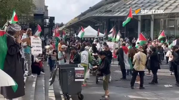 «نه به بازگشت کشتارها!»: راهپیمایی در پشتیبانی از فلسطین در پاریس - اسپوتنیک افغانستان  