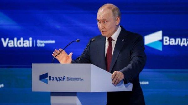 پوتین: روندهای نگرانکننده در عرصه بینالملل ما را وادار میکند تا بیش از هر چیز بر حفظ صلح جهانی «در همین لحظه» تمرکز کنیم - اسپوتنیک افغانستان  