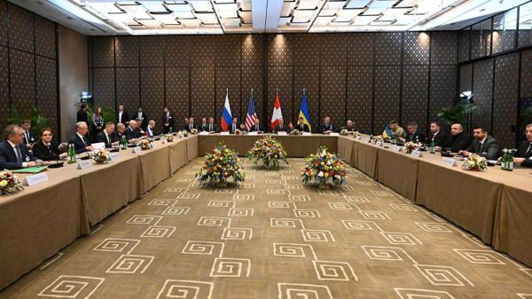 هیئت اوکراینی برای انجام مذاکرات حلوفصل مناقشه عازم آمریکا شده اند - اسپوتنیک افغانستان  