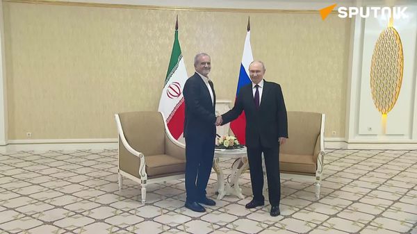 پوتین: ایران صادقانهای برای پایان دادن به مناقشهای تلاش دارد - اسپوتنیک افغانستان  