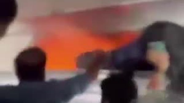 آتشسوزی پاوربانک باعث اختلال در پروازی در هند شد - اسپوتنیک افغانستان  