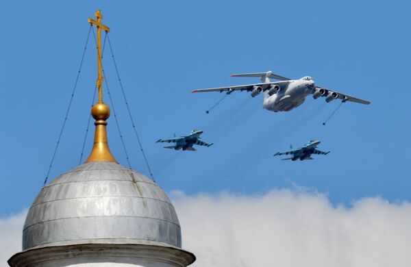 تمرین بخش هوایی  رسم گذشت در مسکو - اسپوتنیک افغانستان  