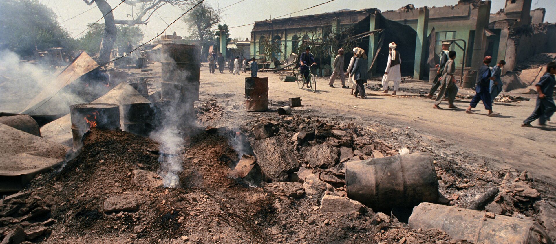  رهبران طالبان برای سقوط ولایت های غزنی و کندز از پاکستان پول گرفته بودند - اسپوتنیک افغانستان  , 1920, 12.11.2020
