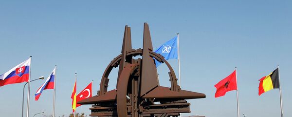 نمایندۀ ناتو : خشونتها در برابر غیرنظامیان نابخشودنیست   نمایندۀ ناتو : خشونتها در برابر غیرنظامیان نابخشودنیست  - اسپوتنیک افغانستان