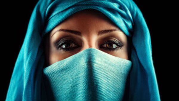   یک ایالت پاکستان بلافاصله پس از اعلان رعایت حجاب اسلامی آنرا لغو کرد - اسپوتنیک افغانستان  
