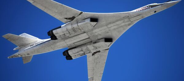 اولین فرود بمب افکن های استراتژیک TU-160 در چوکوتکا  - اسپوتنیک افغانستان  