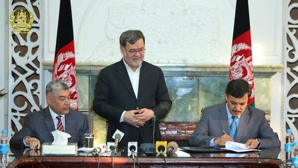 امضای نه تفاهم‌نامه‌ همکاری میان ادارات به منظور گسترش برنامه‌های سواد‌ آموزی - اسپوتنیک افغانستان  