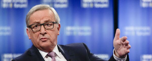 یونکر مخالف توقف مذاکرات پیوستن ترکیه به اتحادیه اروپا است یونکر مخالف توقف مذاکرات پیوستن ترکیه به اتحادیه اروپا است - اسپوتنیک افغانستان