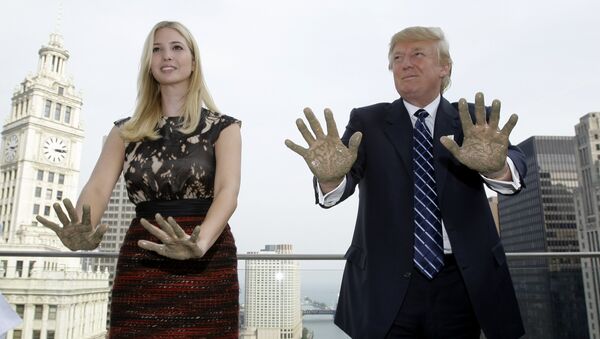 Real estate developer Donald Trump and his daughter Ivanka place their hands in concrete during topping off festivities for the 92-story Trump International Hotel and Tower in Chicago, Wednesday, Sept. 24, 2008. - اسپوتنیک افغانستان  