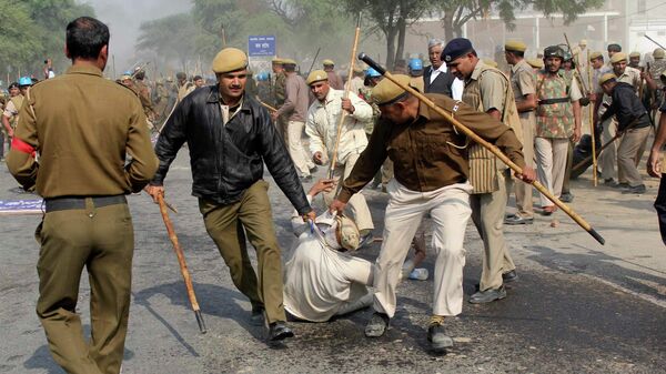 دیده بان حقوق بشر: در مراکز پلیس هند صد ها نفر کشته می شوند - اسپوتنیک افغانستان  