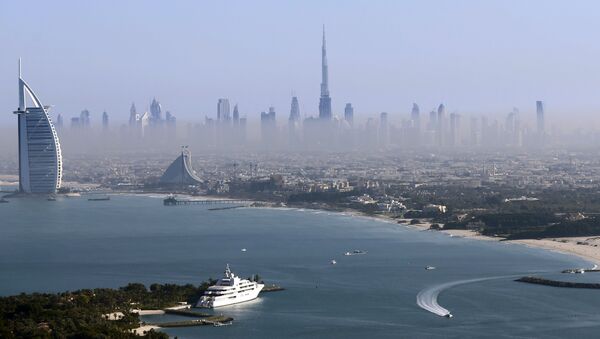 Вид на самую высокую башню в мире Бурдж-Халифа в Дубае, ОАЭ - اسپوتنیک افغانستان  