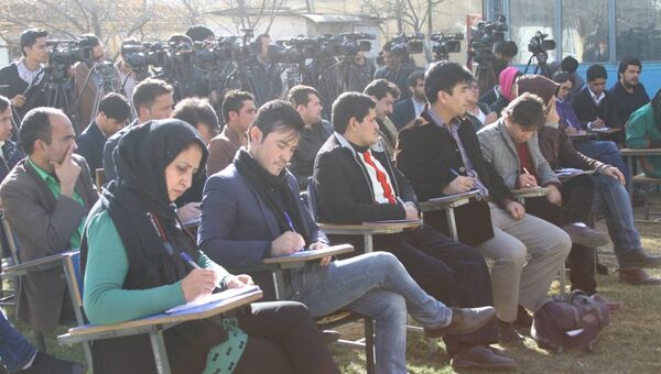 گزارشگران بدون مرز: بیش‌ترین خبرنگاران مبتلا به کرونا در جهان به افغانستان تعلق دارد - اسپوتنیک افغانستان  