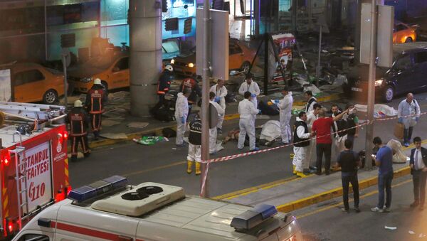 دو تبعه هندی و یک فرانسوی در حمله به باشگاه استامبول کشته شدند - اسپوتنیک افغانستان  