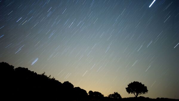 Метеорит Персеиды пересекает звездное небо Южной Испании - اسپوتنیک افغانستان  