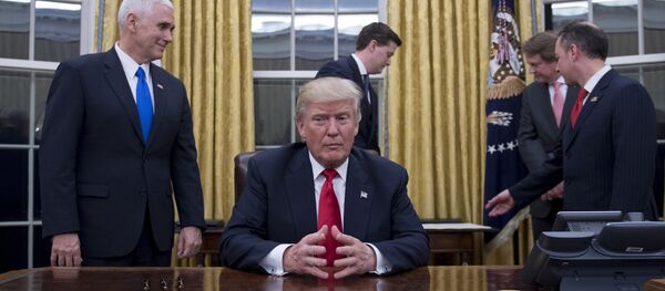 ترامپ گزارش های رسانه ها مبنی بر استعفای رئیس کارکنان کاخ سفید را رد کرد ترامپ گزارش های رسانه ها مبنی بر استعفای رئیس کارکنان کاخ سفید را رد کرد - اسپوتنیک افغانستان