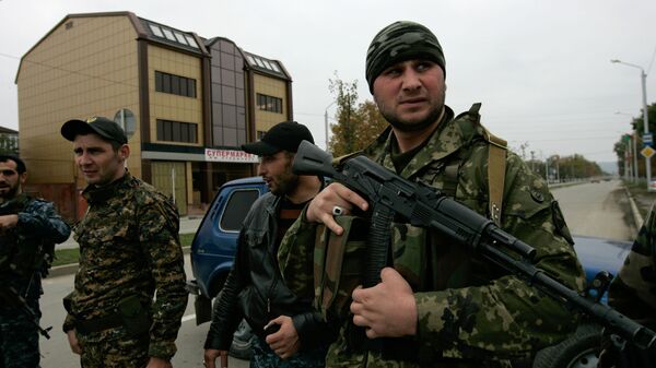 Оцепление в районе проведения спецоперации у здания парламента Чеченской республики - اسپوتنیک افغانستان  