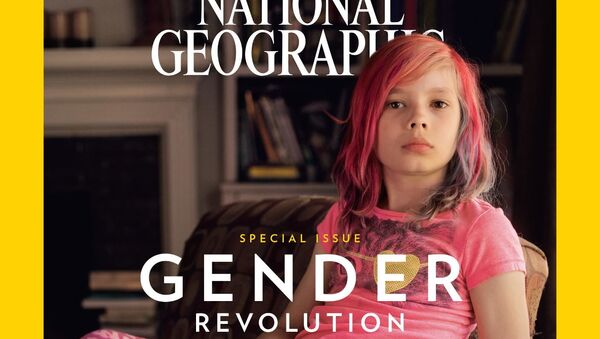 Обложка журнала National Geographic с фотографией ребенка-трансгендера - اسپوتنیک افغانستان  