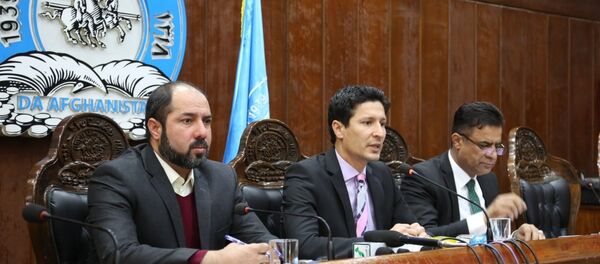 بانک مرکزی: کاهش ارزش پول افغانی، موقتی است - اسپوتنیک افغانستان  