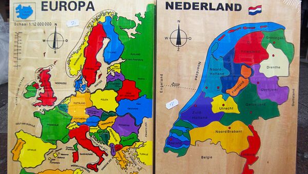 بیشتر از نیم هالندی‌ها خواهان بیرون شدن از اتحادیه اروپا اند - اسپوتنیک افغانستان  