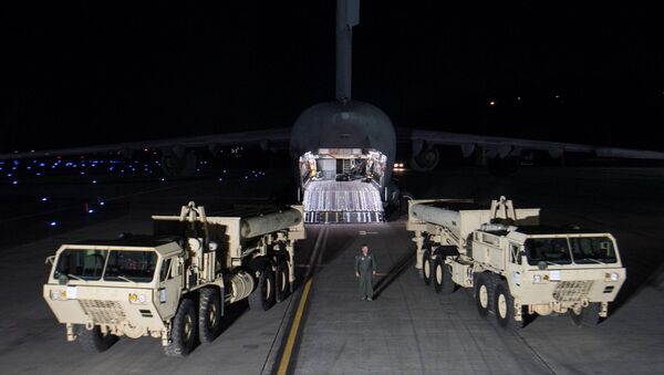 Terminal High Altitude Area Defense (THAAD) interceptors arrive at Osan Air Base in Pyeongtaek, South Korea, in this handout picture provided by the United States Forces Korea (USFK) and released by Yonhap on March 7, 2017. Picture taken on March 6, 2017 - اسپوتنیک افغانستان  