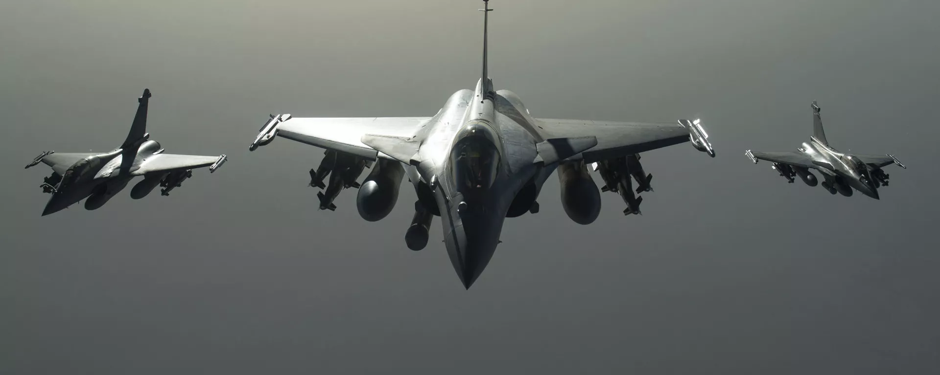 Многоцелевые боевые самолеты Rafale ВВС Франции - اسپوتنیک افغانستان  , 1920, 19.11.2022