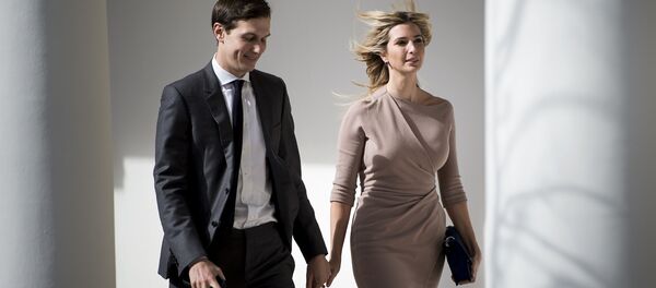 Иванка Трамп с мужем Джаредом Кушнером Иванка Трамп с мужем Джаредом Кушнером - اسپوتنیک افغانستان