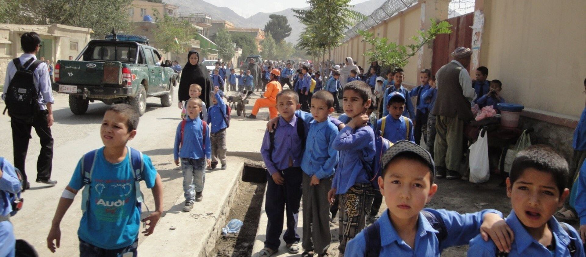  آموزگاران در شهر کابل خواهان پرداخت معاشات شان شدند - اسپوتنیک افغانستان  , 1920, 27.10.2021