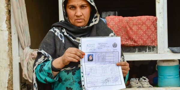 میرویس یاسینی از تقلبکاری در آغاز روند انتخابات در ننگرهار پرده برداشت میرویس یاسینی از تقلبکاری در آغاز روند انتخابات در ننگرهار پرده برداشت - اسپوتنیک افغانستان