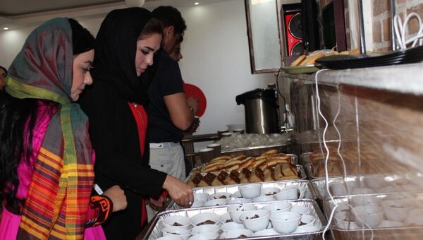  اولین کافی شاپ برای زنان در غزنی ساخته شد - اسپوتنیک افغانستان  