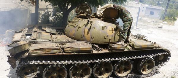 Боевые действия армии САР в пригороде сирийского города Саламия, провинции Хама - اسپوتنیک افغانستان  