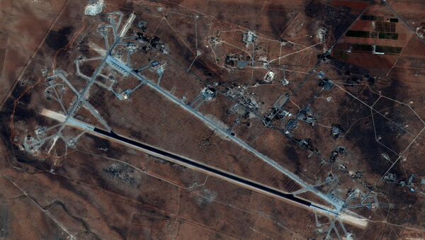 پایگاه هوایی تخریب‌شده توسط امریکا در سوریه، سنگر مبارزه با داعش بود - اسپوتنیک افغانستان  