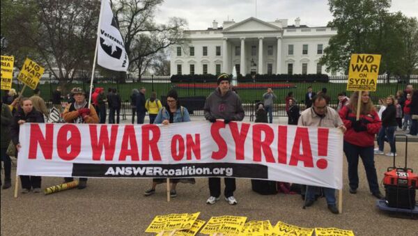 اعتراض مردمی در ۳۵ شهر آمریکا علیه تجاوز راکتی به سوریه - اسپوتنیک افغانستان  