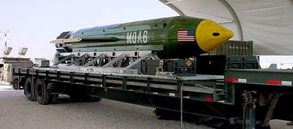 گذشت یک سال از سناریوی ناکام «بمب مادر» در افغانستان گذشت یک سال از سناریوی ناکام «بمب مادر» در افغانستان - اسپوتنیک افغانستان