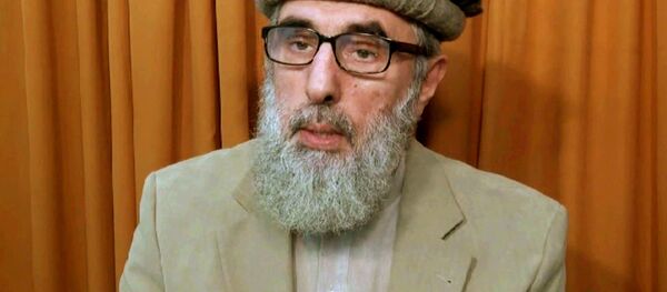 پاسخ  تند پدرام به حکمتیار/ ناسزاهایت به شیعیان افغانستان خوش‌خدمتی به امریکا و اسراییل است - اسپوتنیک افغانستان  