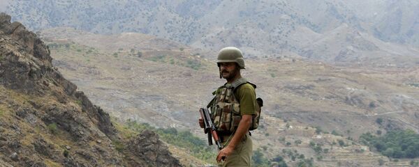 اعزام نظامیان پاکستانی در مرزهای افغانستان به کشمیر  اعزام نظامیان پاکستانی در مرزهای افغانستان به کشمیر - اسپوتنیک افغانستان