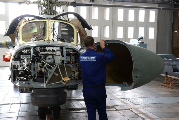 تولد تمساح: چگونگی هلیکوپترهای  Ka-52 تولید میشوند(عکس) - اسپوتنیک افغانستان  