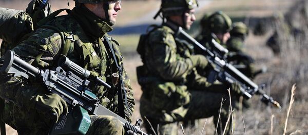 تجهیزات نظامی و نیرو های مسلح کانادا وارد لتونی شد تجهیزات نظامی و نیرو های مسلح کانادا وارد لتونی شد - اسپوتنیک افغانستان