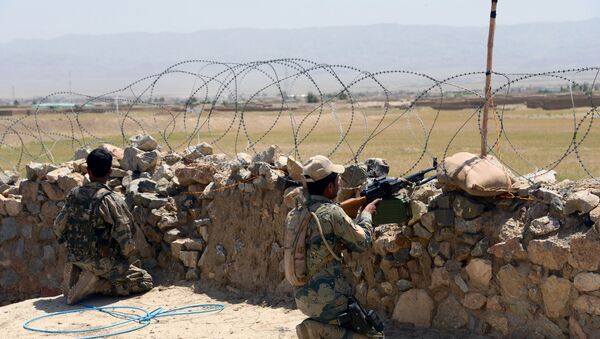 دو پولیس مرزی موتر مشاوران خارجی را در هرات با راکت هدف قرار دادند - اسپوتنیک افغانستان  
