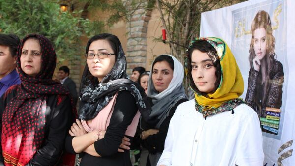 تحصیلات عالی آنلاین برای دختران در قندهار - اسپوتنیک افغانستان  