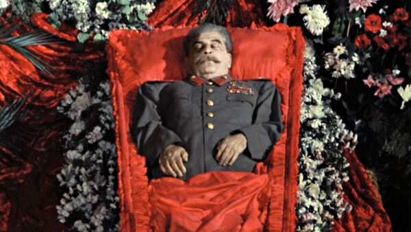 تکت مراسم تشییع جنازه استالین 100 هزار روبل فروخته می شود - اسپوتنیک افغانستان  