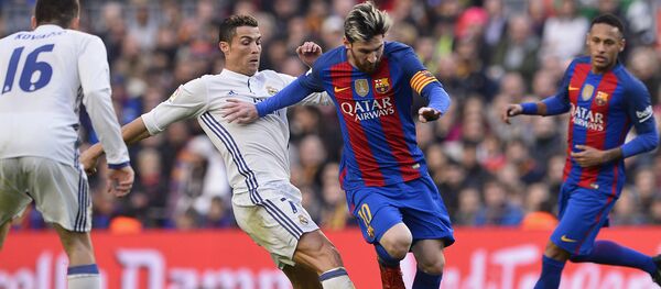 Cristiano Ronaldo y Lionel Messi durante un partido en 2016 - اسپوتنیک افغانستان  