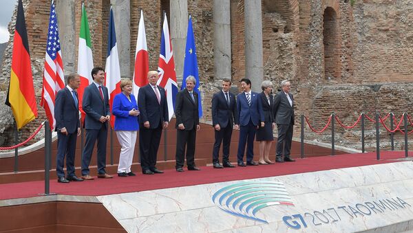 Лидеры стран Большой семерки во время саммита G7 в Таормине, Италия - اسپوتنیک افغانستان  